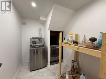34 IANGROVE TERRACE Toronto (L'Amoreaux) Ontario photo 11