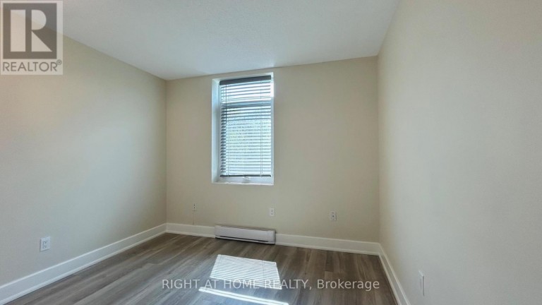 103 - 45 POND MILLS ROAD, London South (South J), Ontario, N5Z4W5