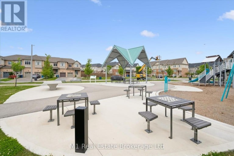 279 LAW DRIVE, Guelph (Grange Road), Ontario, N1E7E8