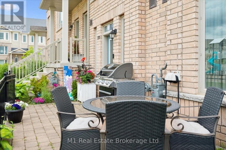 279 LAW DRIVE, Guelph (Grange Road), Ontario, N1E7E8