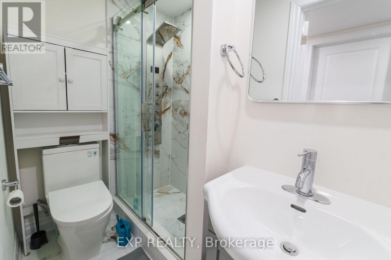 34 RODDA BOULEVARD, Toronto (West Hill), Ontario, M1E2Z6