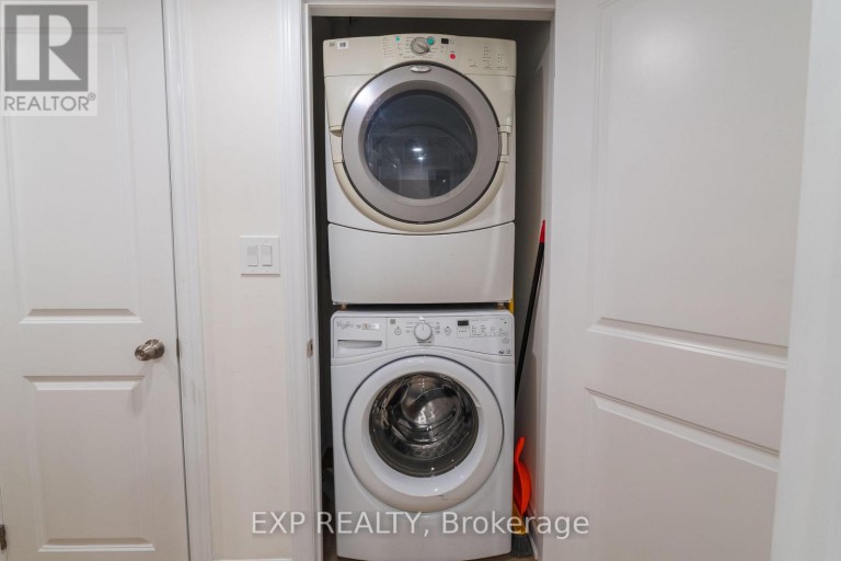 34 RODDA BOULEVARD, Toronto (West Hill), Ontario, M1E2Z6