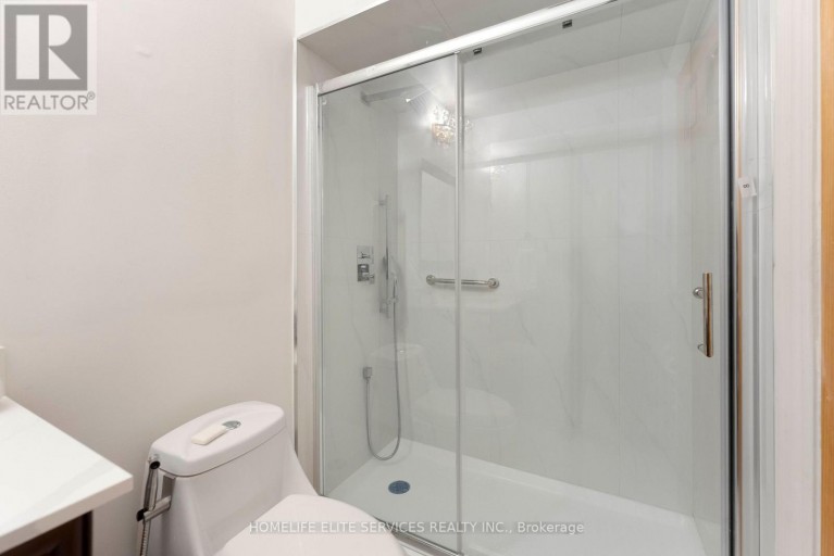 44 GREENHEDGES COURT, Toronto (Malvern), Ontario, M1B1T2