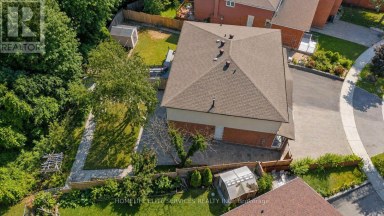 44 GREENHEDGES COURT Toronto (Malvern) Ontario photo 6