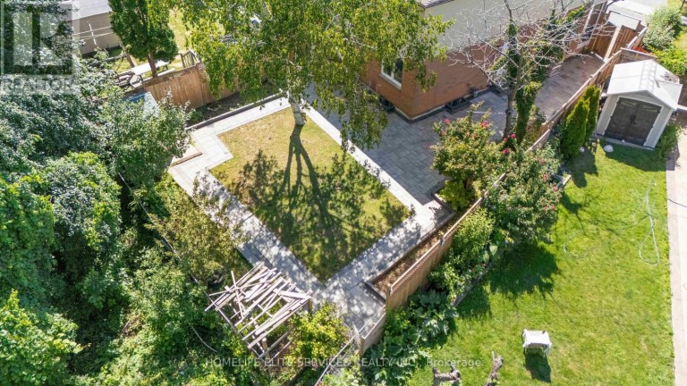 44 GREENHEDGES COURT, Toronto (Malvern), Ontario, M1B1T2