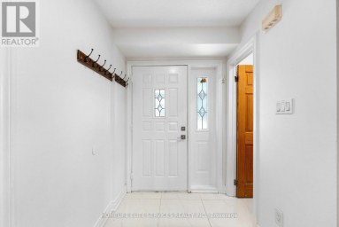 44 GREENHEDGES COURT Toronto (Malvern) Ontario photo 8