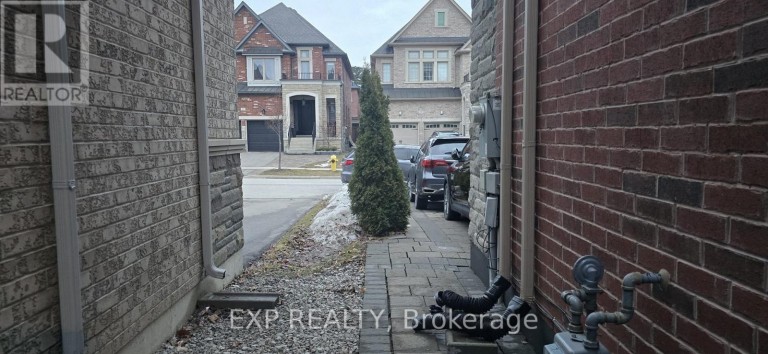20 RIVOLI DRIVE, Vaughan (Vellore Village), Ontario, L4H3X2