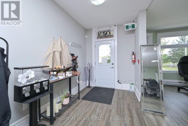 102 A & B - 170 BRADFORD STREET Barrie (City Centre) Ontario photo 6