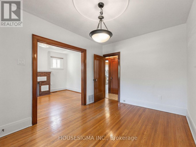 491 HOPEWELL AVENUE, Toronto (Briar Hill-Belgravia), Ontario, M6E2S5