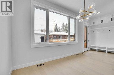 2823 29 Street SW Calgary Alberta photo 11