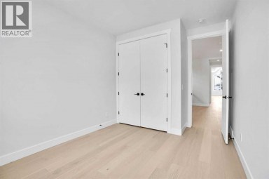 2823 29 Street SW Calgary Alberta photo 28