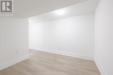 LOWER - 81 SHIELDS AVENUE Toronto (Lawrence Park South) Ontario photo 15