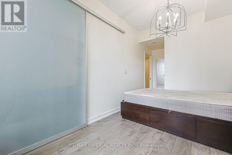603 - 297 COLLEGE STREET, Toronto (Kensington-Chinatown), Ontario, M5T1S2