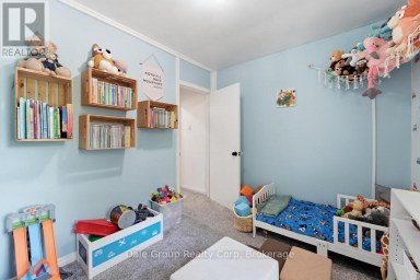 45 - 45 ST CHARLES STREET Huron East (Vanastra) Ontario photo 19