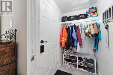 45 - 45 ST CHARLES STREET Huron East (Vanastra) Ontario photo 2