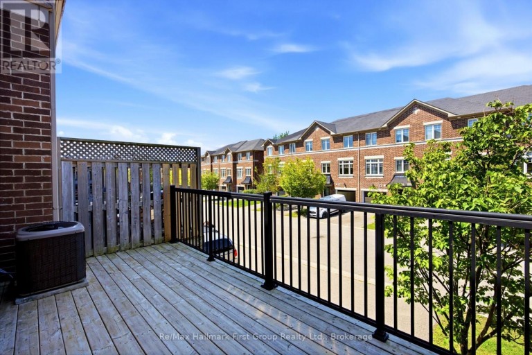 474 MEADOWGLADE ROAD, Clarington (Courtice), Ontario, L1E0E9