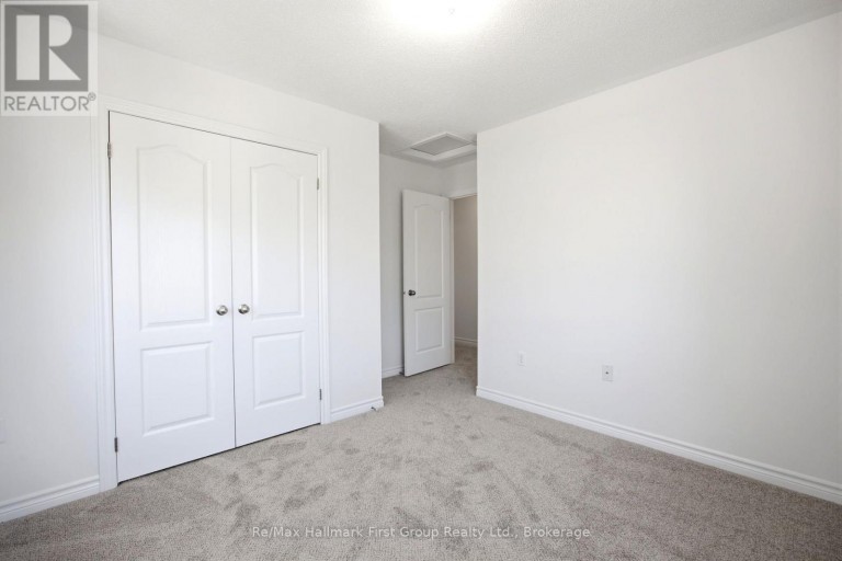 474 MEADOWGLADE ROAD, Clarington (Courtice), Ontario, L1E0E9