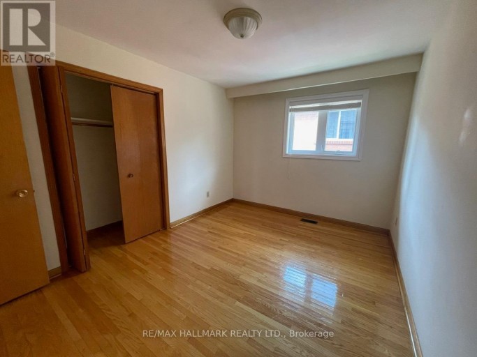 227 ELGIN MILLS(MAIN FLOOR) ROAD W, Richmond Hill (Mill Pond), Ontario, L4C4M1