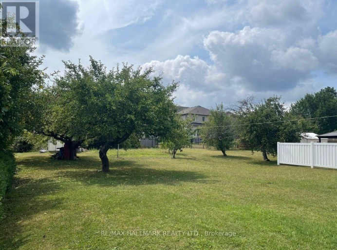 227 ELGIN MILLS(MAIN FLOOR) ROAD W, Richmond Hill (Mill Pond), Ontario, L4C4M1