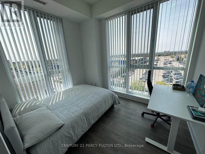 512 - 10 HONEYCRISP CRESCENT, Vaughan (Vaughan Corporate Centre), Ontario, L4K0M7