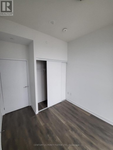 512 - 10 HONEYCRISP CRESCENT, Vaughan (Vaughan Corporate Centre), Ontario, L4K0M7