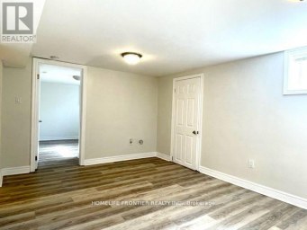 BSMNT - 981 DAVIS DRIVE Newmarket (Huron Heights-Leslie Valley) Ontario photo 4