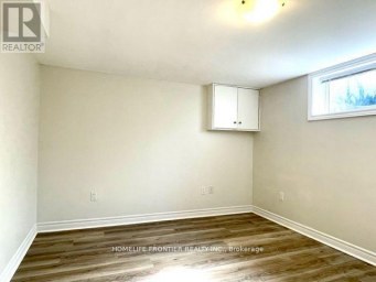 BSMNT - 981 DAVIS DRIVE Newmarket (Huron Heights-Leslie Valley) Ontario photo 7