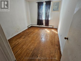 7 ELWAY COURT Toronto (Yorkdale-Glen Park) Ontario photo 10