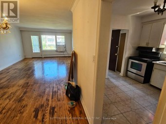 7 ELWAY COURT Toronto (Yorkdale-Glen Park) Ontario photo 4