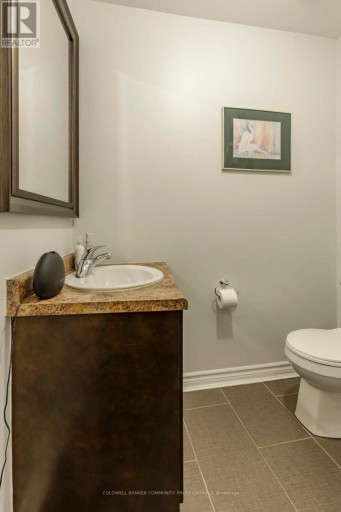 112 - 80 KING WILLIAM STREET, Hamilton (Beasley), Ontario, L8R0A1