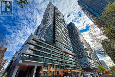 703 - 117 BROADWAY AVENUE Toronto (Mount Pleasant West) Ontario photo 1