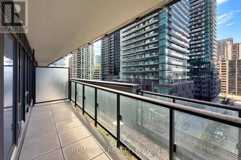 703 - 117 BROADWAY AVENUE, Toronto (Mount Pleasant West), Ontario, M4P1V3