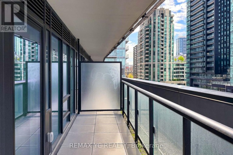 703 - 117 BROADWAY AVENUE, Toronto (Mount Pleasant West), Ontario, M4P1V3