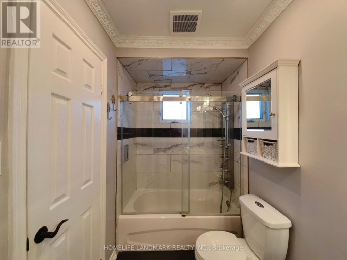 2673 CONSTABLE ROAD, Mississauga (Clarkson), Ontario, L5J1W3