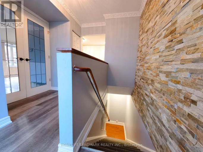 2673 CONSTABLE ROAD, Mississauga (Clarkson), Ontario, L5J1W3