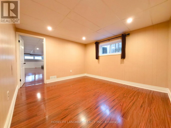2673 CONSTABLE ROAD, Mississauga (Clarkson), Ontario, L5J1W3
