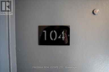 104 - 15 THORBURN AVENUE Toronto (South Parkdale) Ontario photo 2