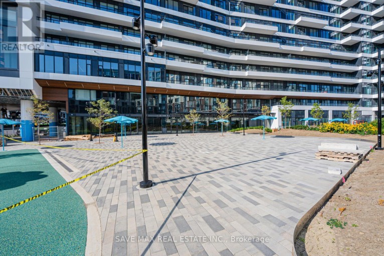 402 - 2485 EGLINTON AVENUE W, Mississauga (Central Erin Mills), Ontario, L5M2V8