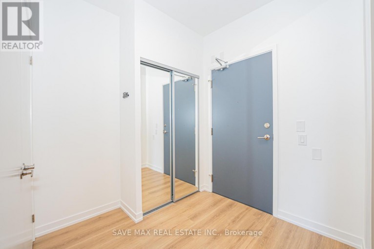 402 - 2485 EGLINTON AVENUE W, Mississauga (Central Erin Mills), Ontario, L5M2V8