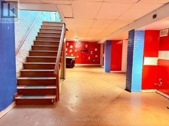3052 DUNDAS STREET W Toronto (Junction Area) Ontario photo 1