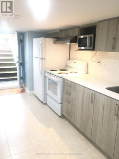 LOWER UNIT - 305 MARGUERETTA STREET, Toronto (Dufferin Grove), Ontario, M6H3S4