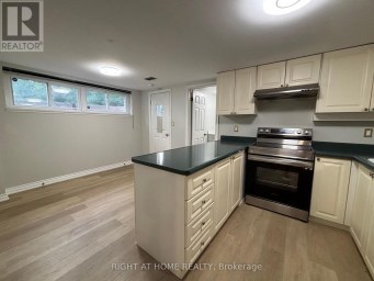 220 NEWTON DRIVE Toronto (Newtonbrook East) Ontario photo 14