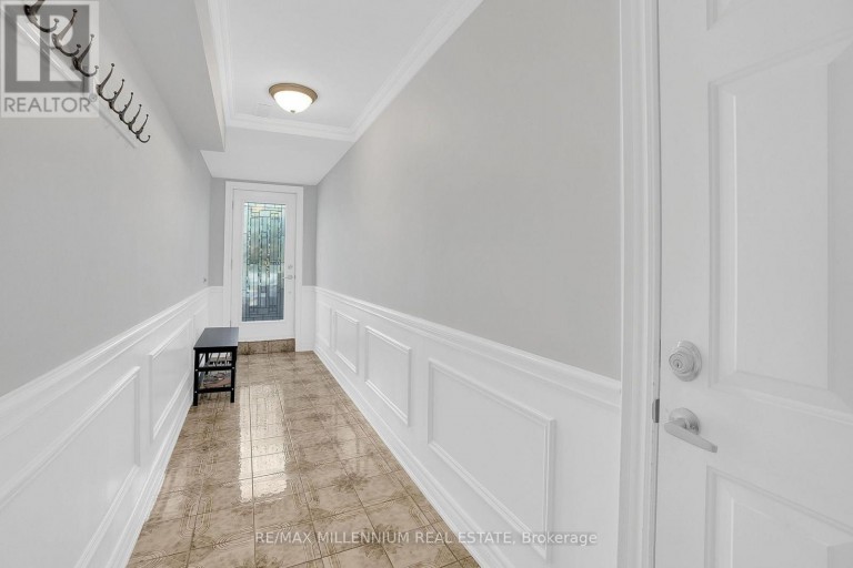 LOWER - 99 WILLIS ROAD, Vaughan (East Woodbridge), Ontario, L4L2S4