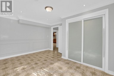 LOWER - 99 WILLIS ROAD Vaughan (East Woodbridge) Ontario photo 3