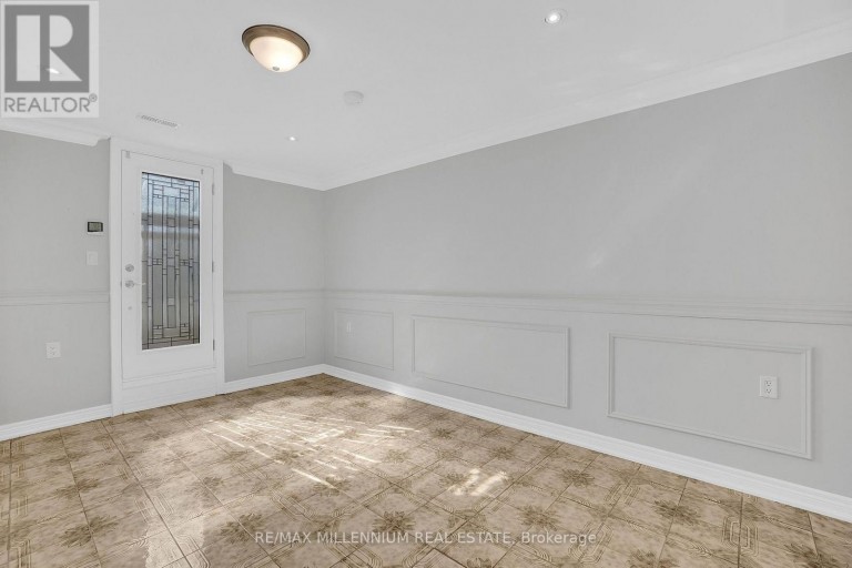 LOWER - 99 WILLIS ROAD, Vaughan (East Woodbridge), Ontario, L4L2S4