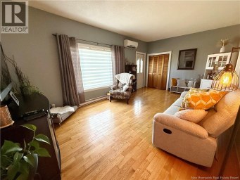 565 St Simon Bathurst New Brunswick photo 9