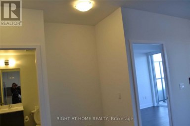5604 - 30 SHORE BREEZE DR DRIVE Toronto (Mimico) Ontario photo 13