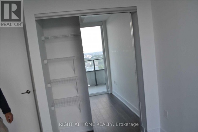 5604 - 30 SHORE BREEZE DR DRIVE, Toronto (Mimico), Ontario, M8V0J1