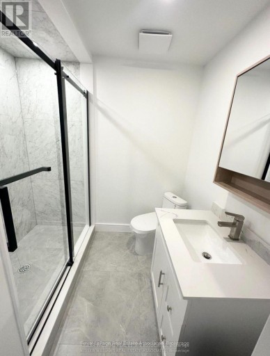 4 - 237 LAKESHORE ROAD E, Mississauga (Port Credit), Ontario, L5G1G8