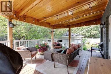 179 Capri Avenue NW Calgary Alberta photo 40